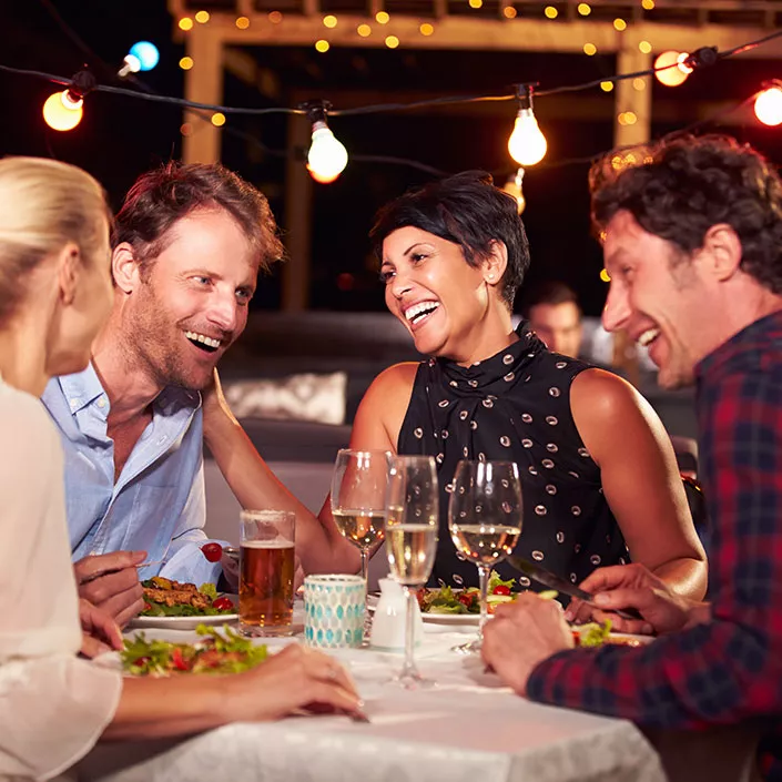 Freunde im Restaurant